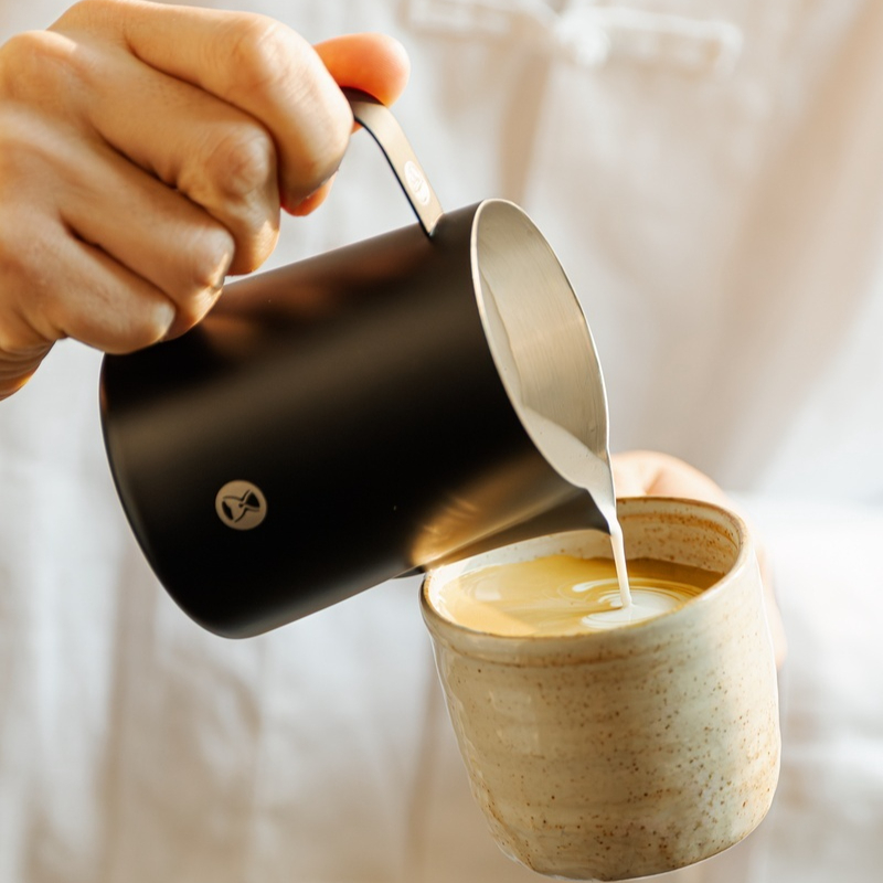 Jarro para Latte Art Dharma da - Barista Milk Jug avaliação e preço